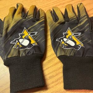 Pittsburgh Penguins gloves